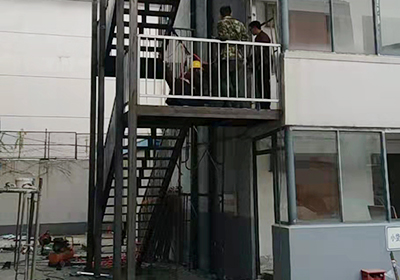 施工安裝現(xiàn)場